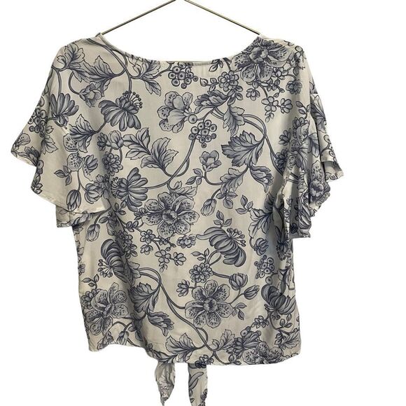 Floral & Vine Short Sleeve Flutter Sleeve Floral Tie Front Blouse MED - Picture 5 of 7